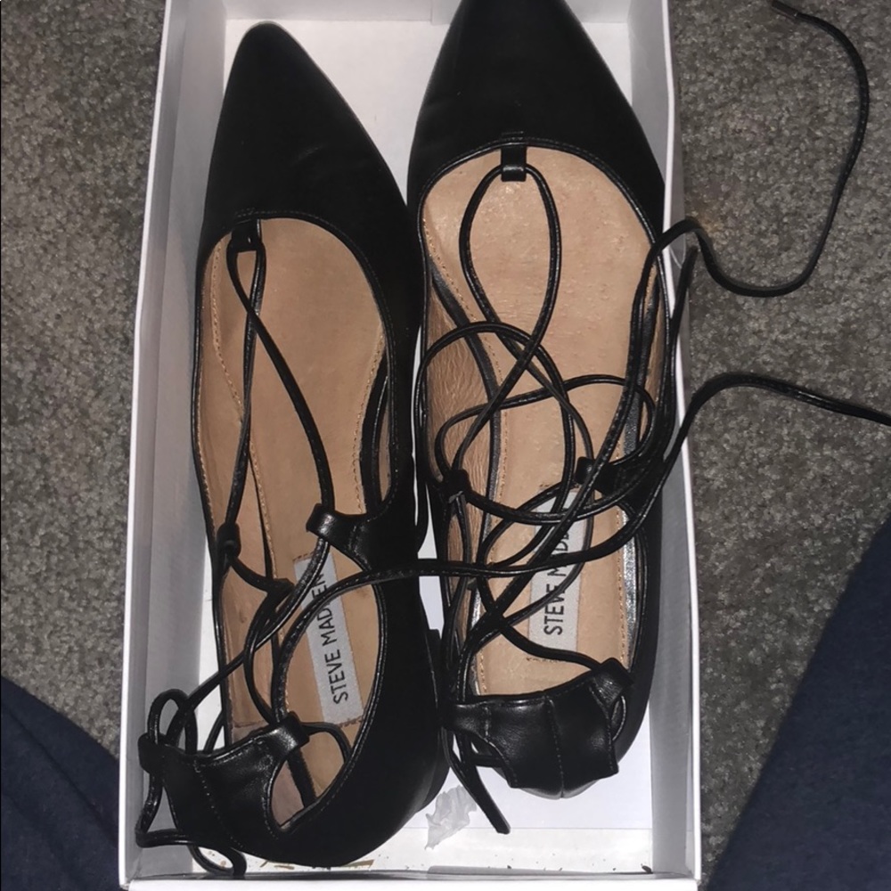 Steven Madden 7.5 Lace Up Flats